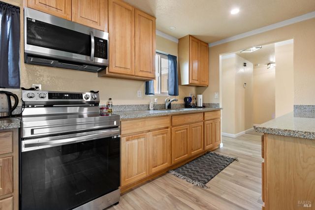 942 5th St, Vallejo, CA 94590