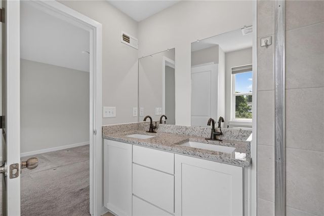 7618 Clayton Avenue, Coopersburg Boro, PA 18036