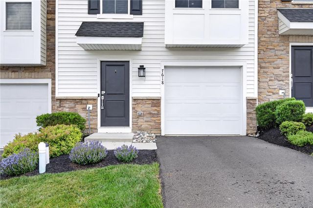 7618 Clayton Avenue, Coopersburg Boro, PA 18036