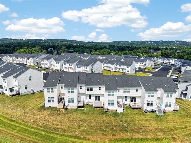 7618 Clayton Avenue, Coopersburg Boro, PA 18036