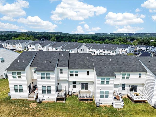 7618 Clayton Avenue, Coopersburg Boro, PA 18036