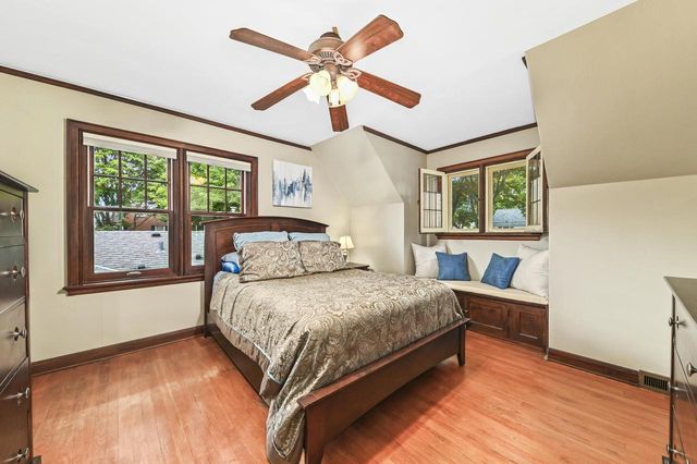 2473 N 84th STREET, Wauwatosa, WI 53226