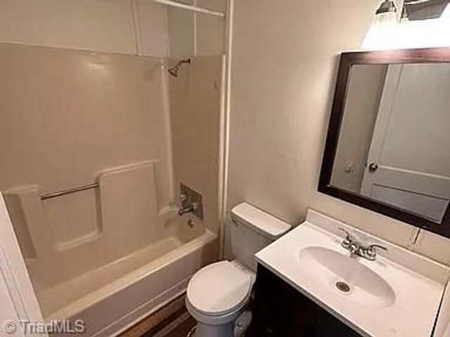 1911 Francis Street, Winston-salem, NC 27107