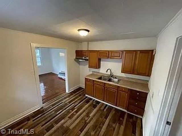 1911 Francis Street, Winston-salem, NC 27107