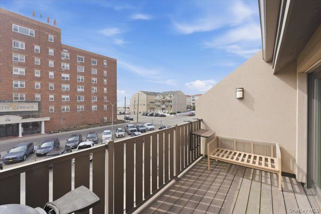 379 W Broadway B, Long Beach, NY 11561