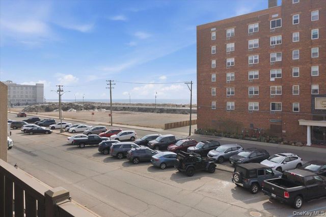 379 W Broadway B, Long Beach, NY 11561