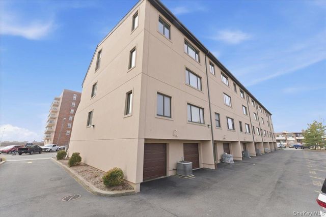 379 W Broadway B, Long Beach, NY 11561