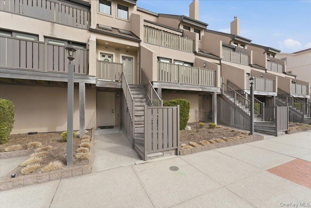 379 W Broadway B, Long Beach, NY 11561