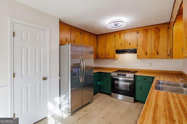 135 Longbranch Court, Athens, GA 30605