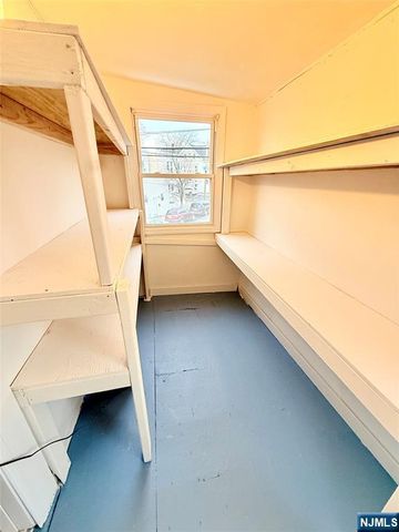 1 Graham Avenue, Paterson, NJ 07524