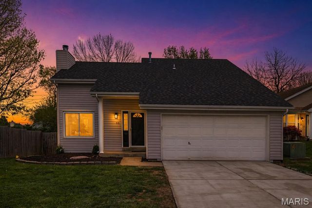 32 Queensboro Drive, St Peters, MO 63376