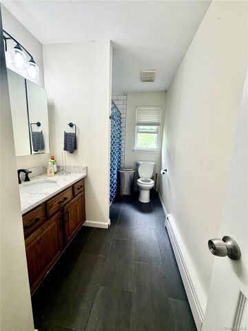 46 Rogers Road, Hyde Park, NY 12538
