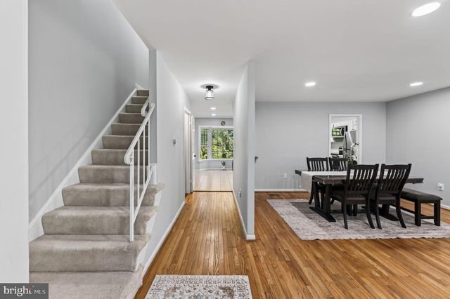 9040 ROSEWALL CT, Springfield, VA 22152