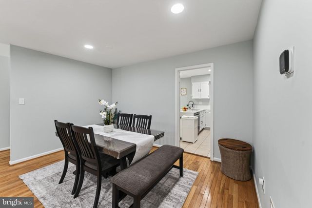 9040 ROSEWALL CT, Springfield, VA 22152