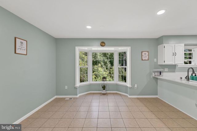 9040 ROSEWALL CT, Springfield, VA 22152