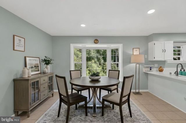 9040 ROSEWALL CT, Springfield, VA 22152