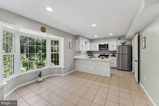 9040 ROSEWALL CT, Springfield, VA 22152