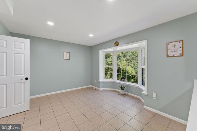 9040 ROSEWALL CT, Springfield, VA 22152