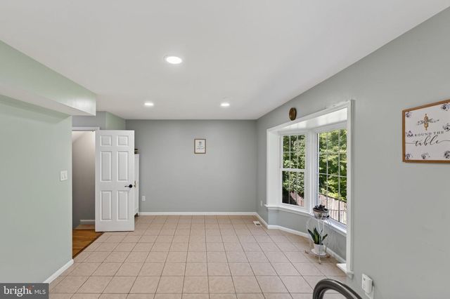 9040 ROSEWALL CT, Springfield, VA 22152