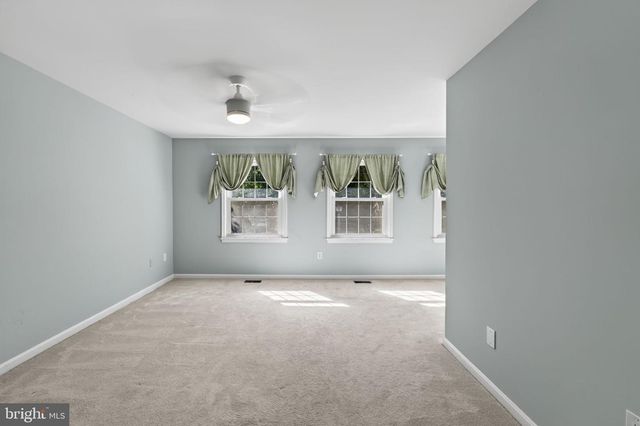 9040 ROSEWALL CT, Springfield, VA 22152