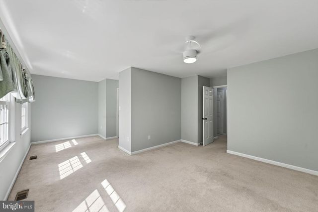 9040 ROSEWALL CT, Springfield, VA 22152