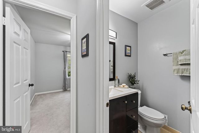 9040 ROSEWALL CT, Springfield, VA 22152