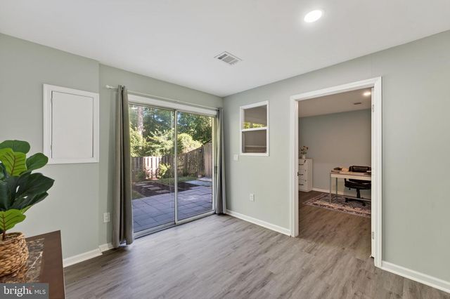 9040 ROSEWALL CT, Springfield, VA 22152