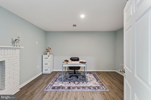 9040 ROSEWALL CT, Springfield, VA 22152