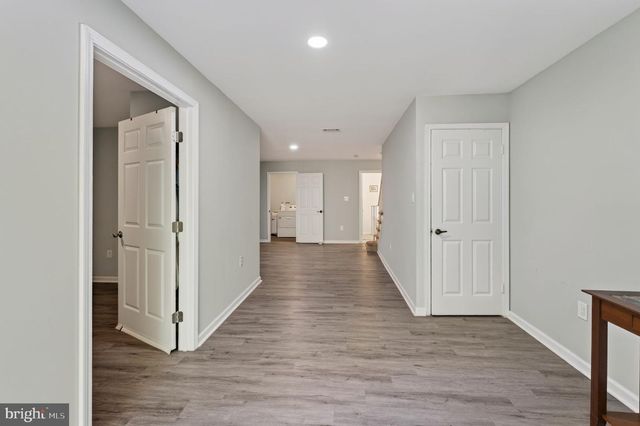 9040 ROSEWALL CT, Springfield, VA 22152