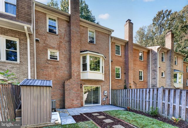 9040 ROSEWALL CT, Springfield, VA 22152