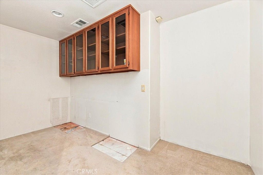 Image 19 of property listing at 15290 Alexandria, Adelanto, CA 92301