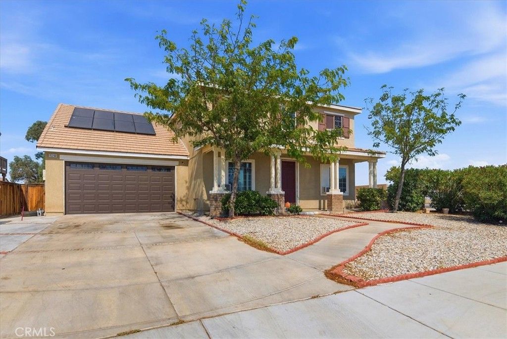 Image 3 of property listing at 15290 Alexandria, Adelanto, CA 92301