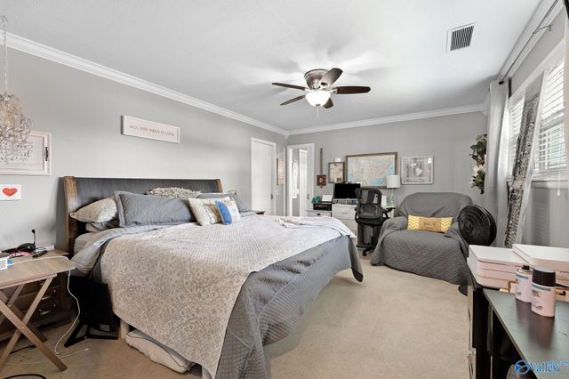 2218 Highpoint Road, Albertville, AL 35950