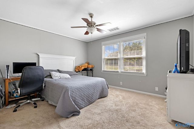 2218 Highpoint Road, Albertville, AL 35950