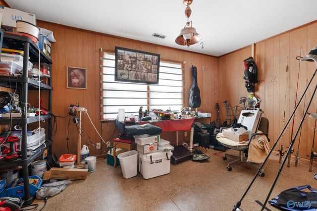 2218 Highpoint Road, Albertville, AL 35950