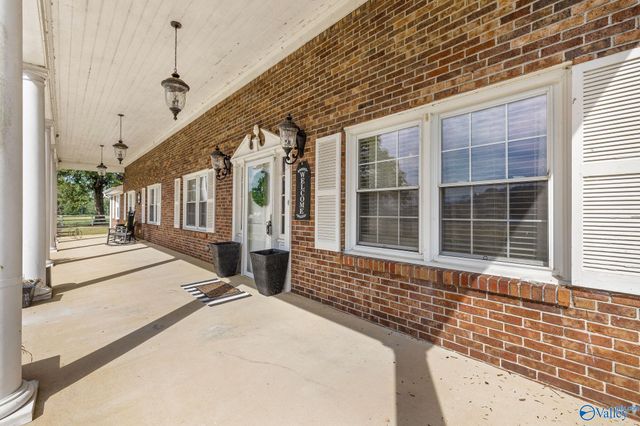 2218 Highpoint Road, Albertville, AL 35950