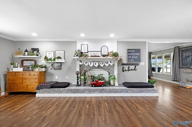 2218 Highpoint Road, Albertville, AL 35950