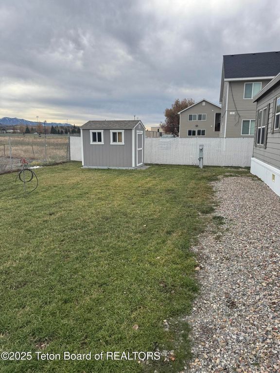 392 MAIN Street 16, Thayne, WY 83127 photo 13