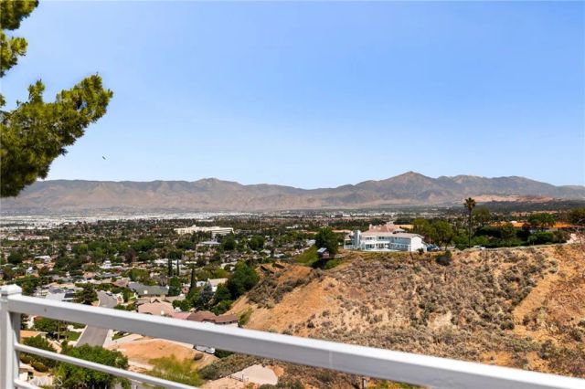 11661 Anderson, Loma Linda, CA 92354