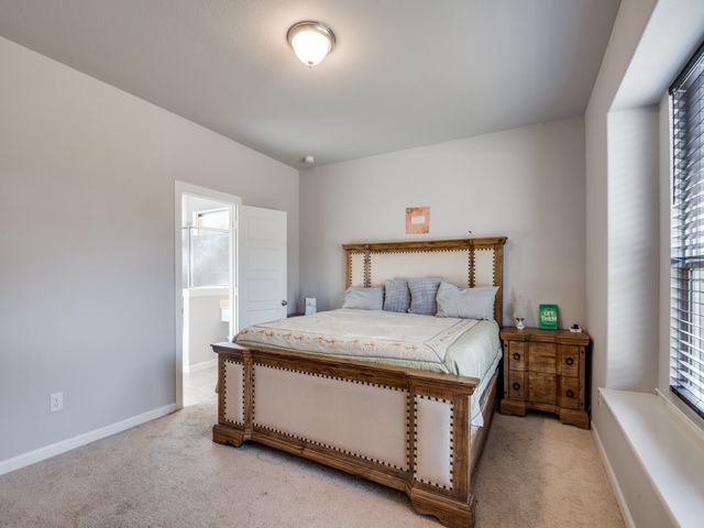 635 Congressional Avenue, Red Oak, TX 75154