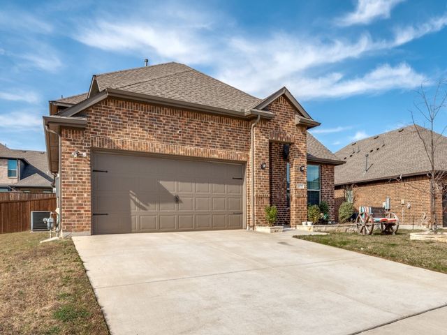 635 Congressional Avenue, Red Oak, TX 75154