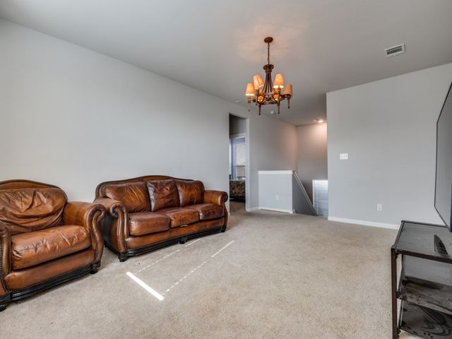 635 Congressional Avenue, Red Oak, TX 75154