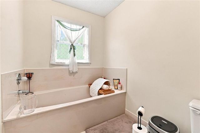 3924 Ashford Lake Court NE, Atlanta, GA 30319