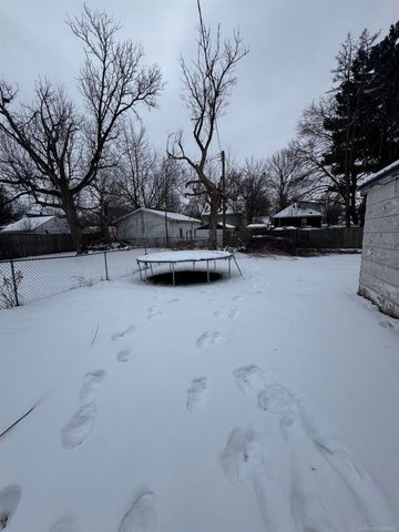 1753 Kendrick Street, Saginaw, MI 48602