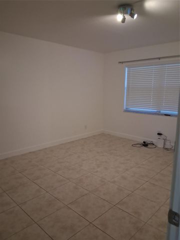 9800 Sunrise Lakes Boulevard 109, Sunrise, FL 33322