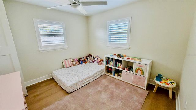 6073 TANGLEWOOD DRIVE NE, St Petersburg, FL 33703