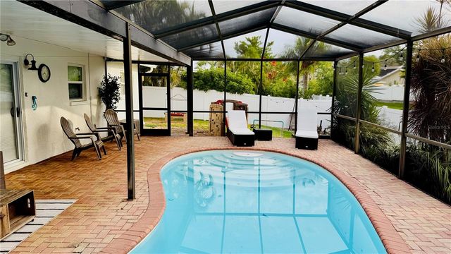 6073 TANGLEWOOD DRIVE NE, St Petersburg, FL 33703