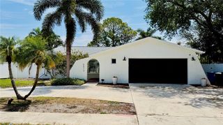 6073 TANGLEWOOD DRIVE NE, St Petersburg, FL 33703