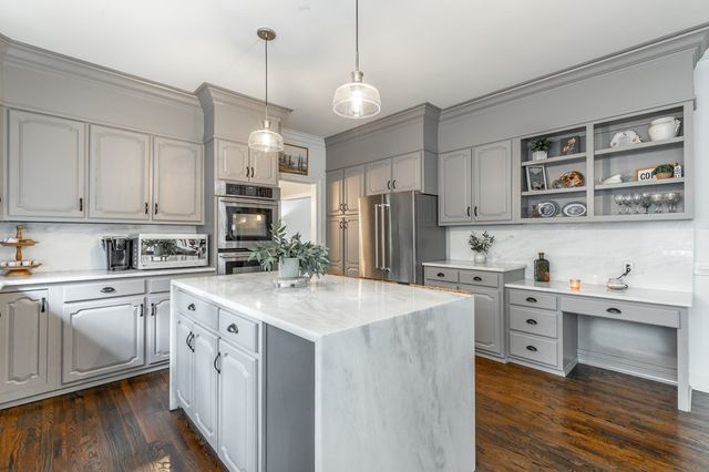 1803 Waterford Place, Dalton, GA 30720