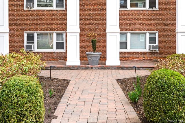 1825 Palmer Avenue 2D, Larchmont, NY 10538
